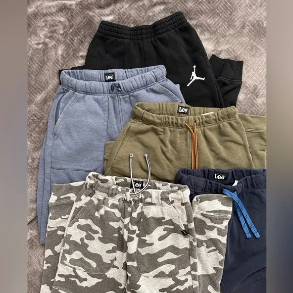 Five pairs of sweatpants. Four Lee brand. One air Jordan - Picture 1 of 6